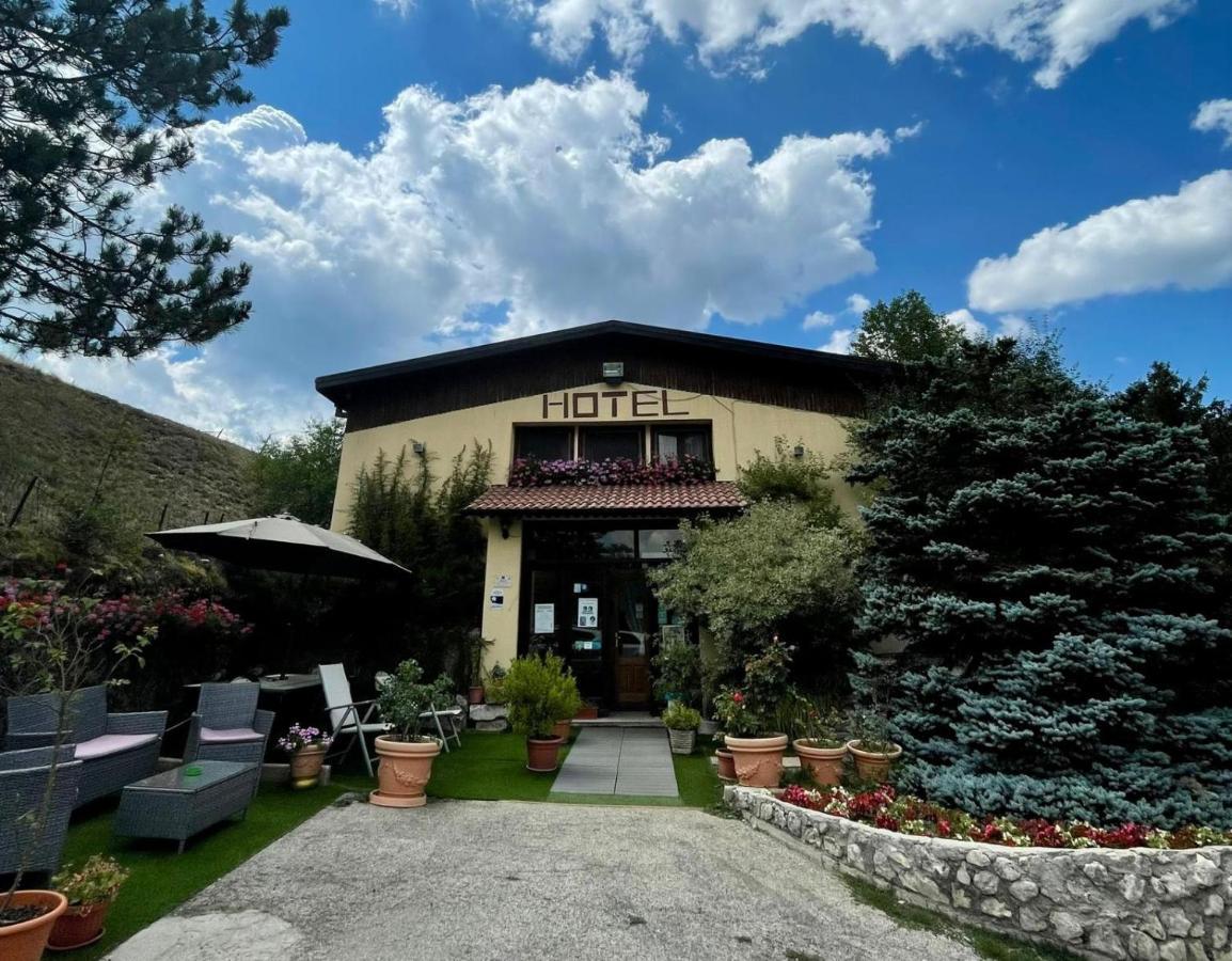 La Panoramica 89 Otel Pescasseroli Dış mekan fotoğraf